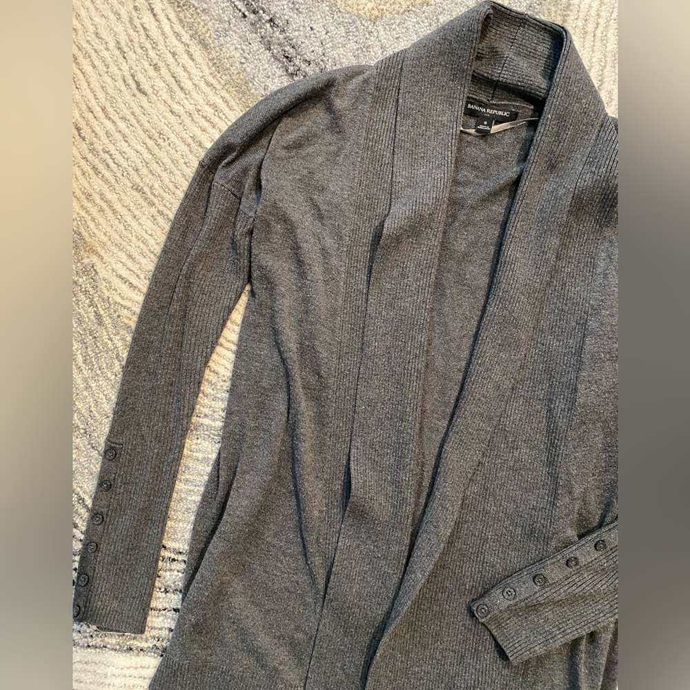 BANANA REPUBLIC Long Ribbed Sleeves Cardigan